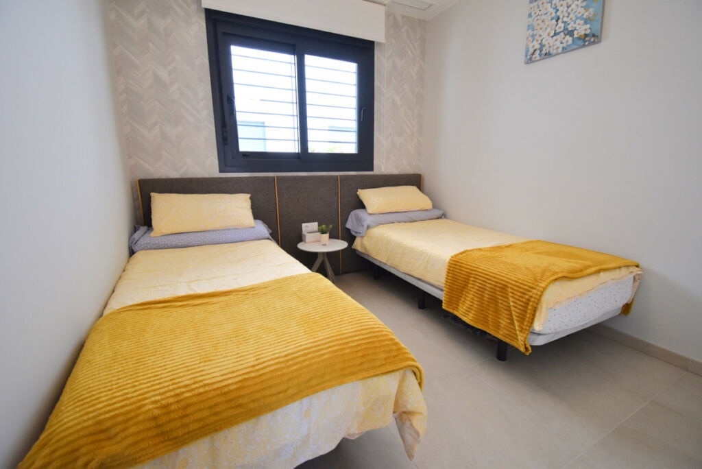 Middle Floor Apartment Playa Flamenca Alicante - image 15