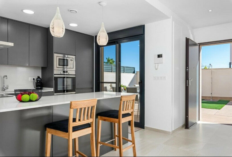 Detached Villa San Miguel de Salinas Alicante - image 18