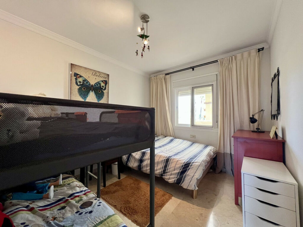 Middle Floor Apartment La Cala Hills Málaga - image 15