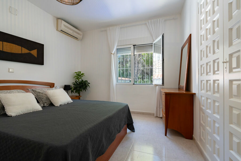 Detached Villa Benissa Alicante - image 16