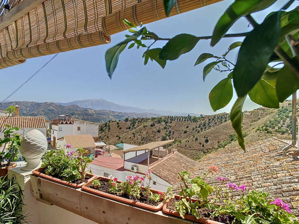 Townhouse Cútar Málaga - image 16