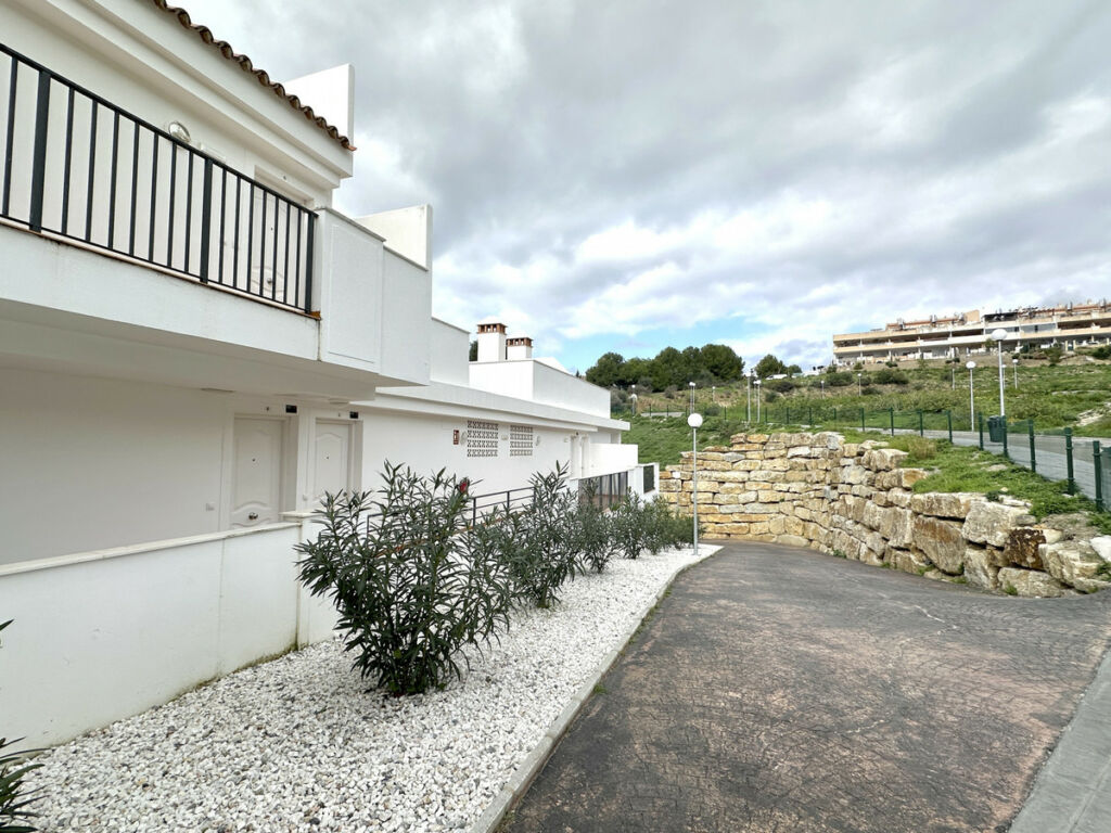 Middle Floor Apartment Doña Julia Málaga - image 16