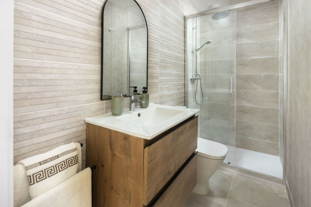 Middle Floor Apartment Estepona Málaga - image 16