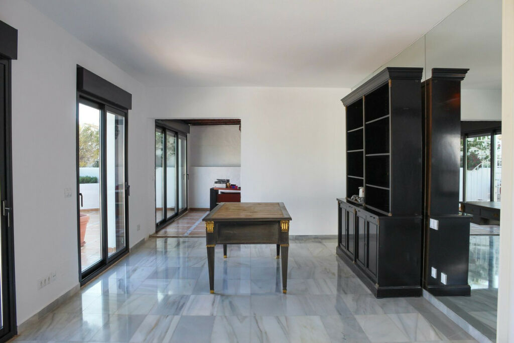 Penthouse Duplex Puerto Banús Málaga - image 16