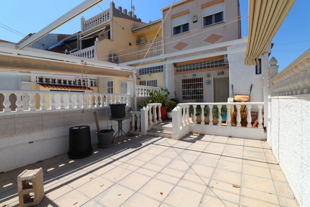 Townhouse Torrevieja Alicante - image 16