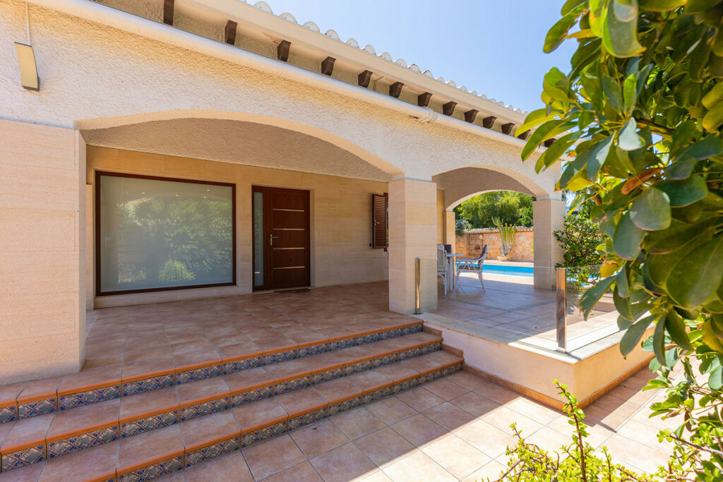 Detached Villa Punta Prima Alicante - image 16