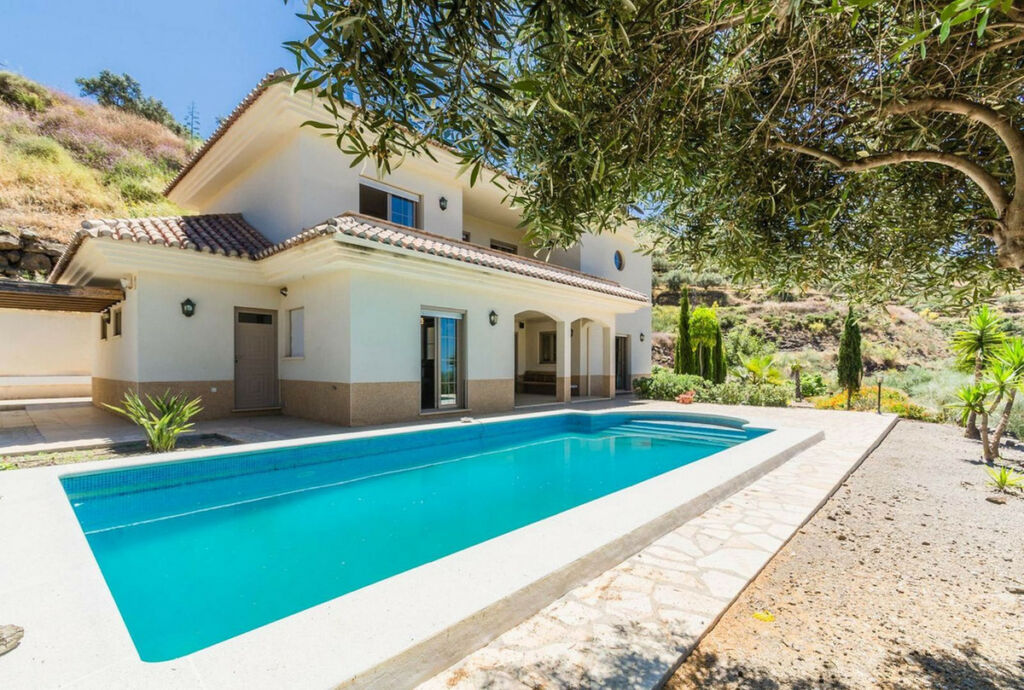 Detached Villa Arenas Málaga - image 16