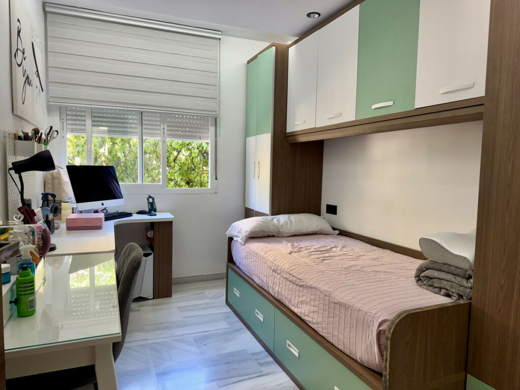 Middle Floor Apartment Benalmadena Costa Málaga - image 16