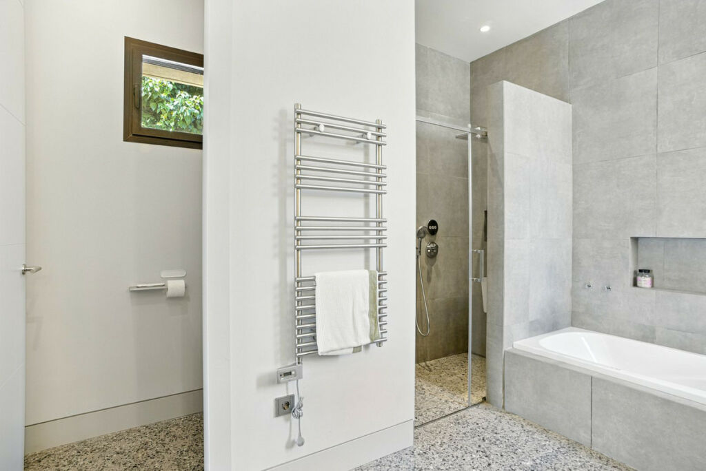 Detached Villa Elviria Málaga - image 16