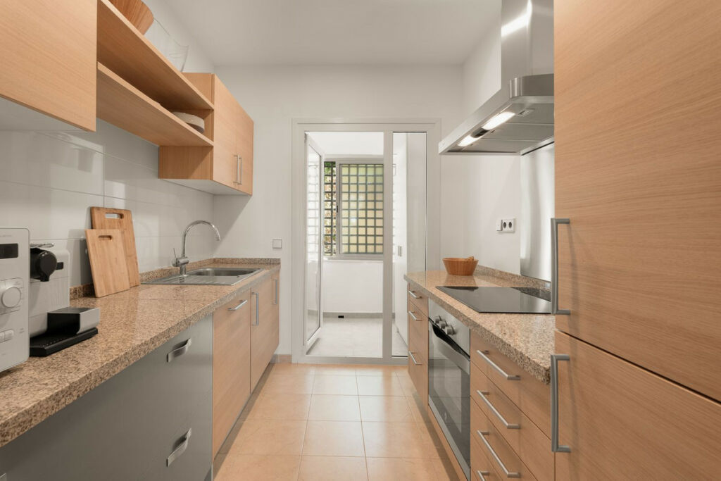 Middle Floor Apartment Los Almendros Málaga - image 13
