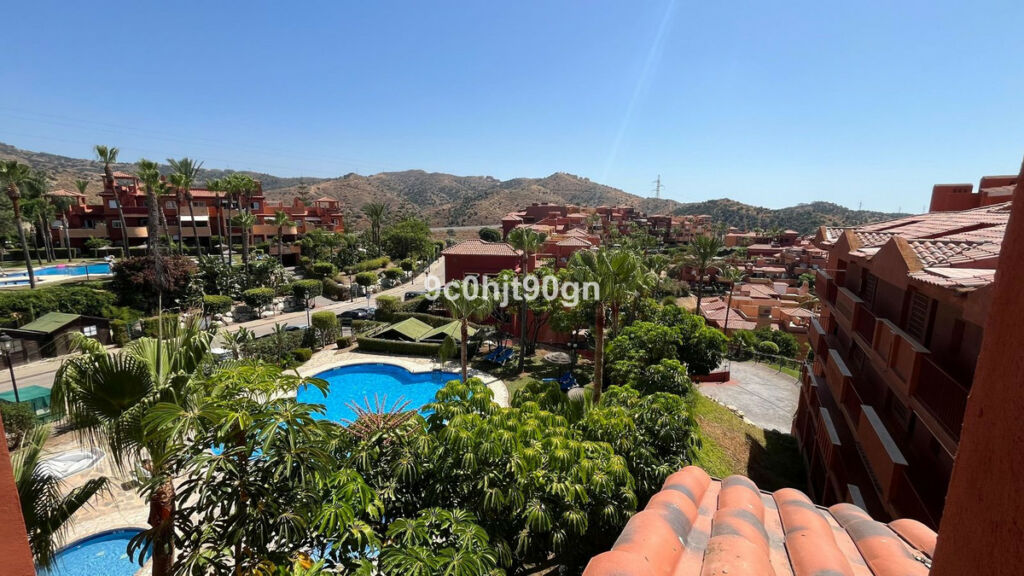 Middle Floor Apartment Reserva de Marbella Málaga - image 16