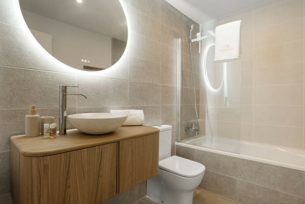 Ground Floor Apartment Estepona Málaga - image 16