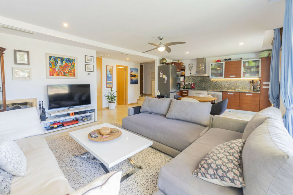 Duplex Altos de los Monteros Málaga - image 16