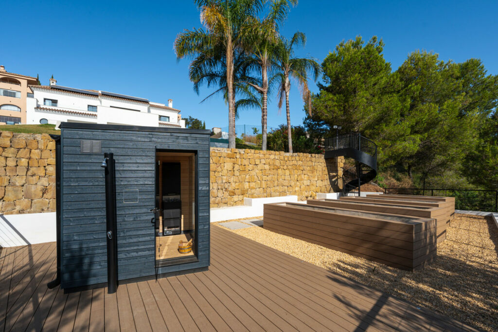 Detached Villa Elviria Málaga - image 16