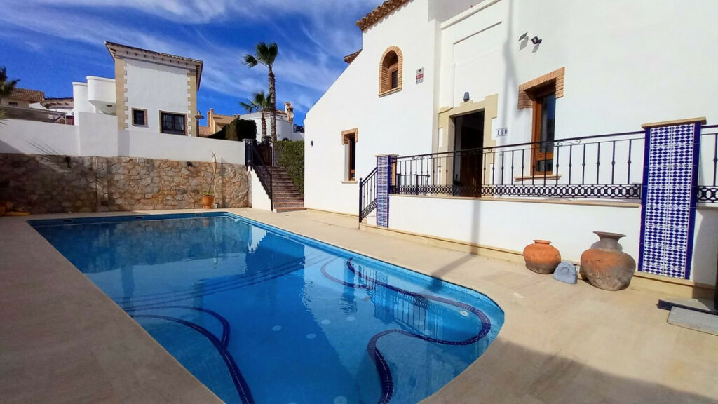 Detached Villa Algorfa Alicante - image 16