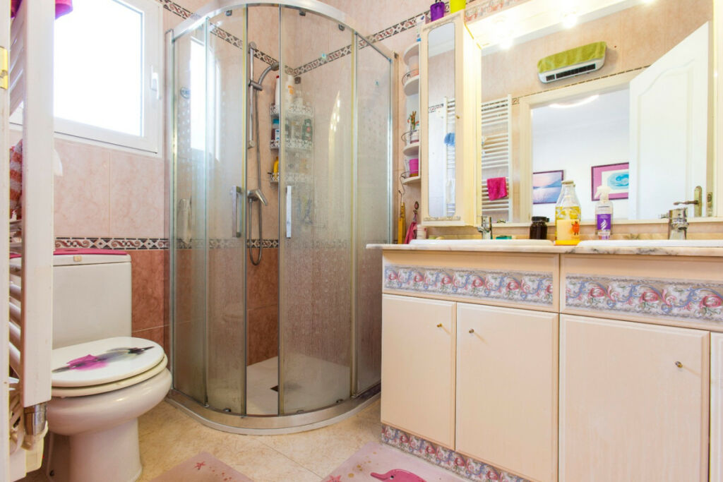 Detached Villa Calpe Alicante - image 16
