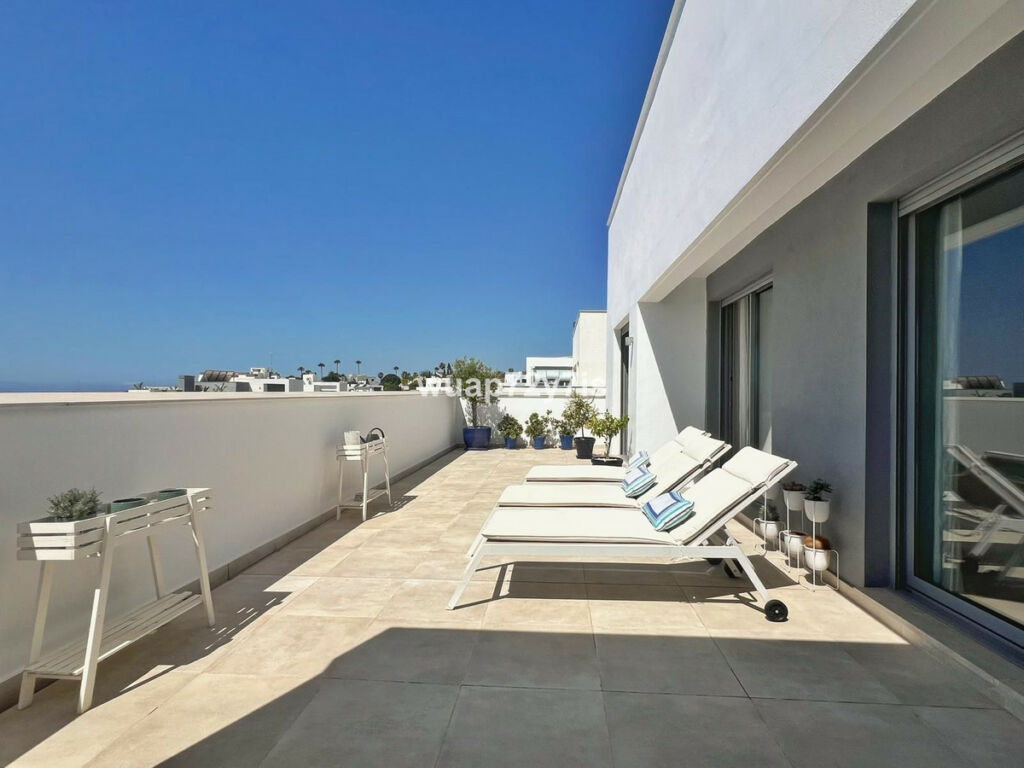 Penthouse Estepona Málaga - image 16