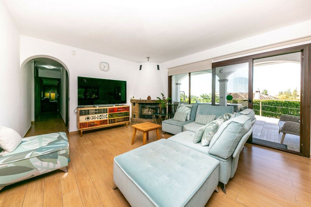 Detached Villa La Capellania Málaga - image 16