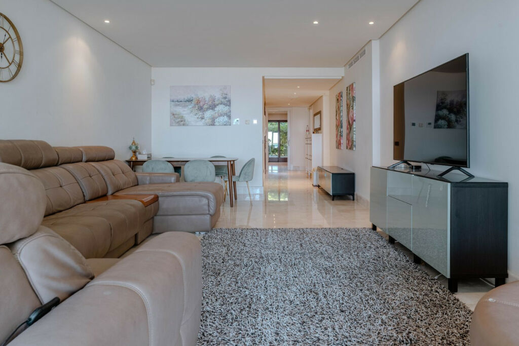 Ground Floor Apartment Estepona Málaga - image 16