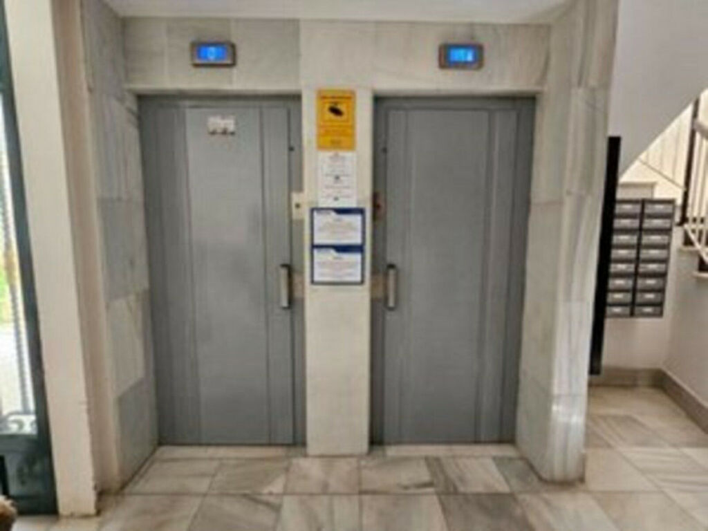 Middle Floor Apartment Benidorm Alicante - image 16