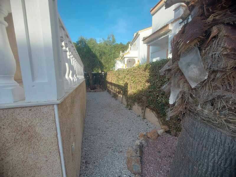 Detached Villa Algorfa Alicante - image 17