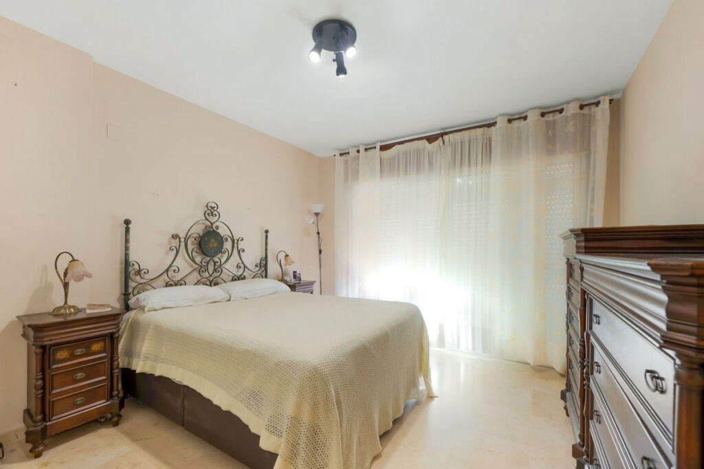 Middle Floor Apartment Marbella Málaga - image 16