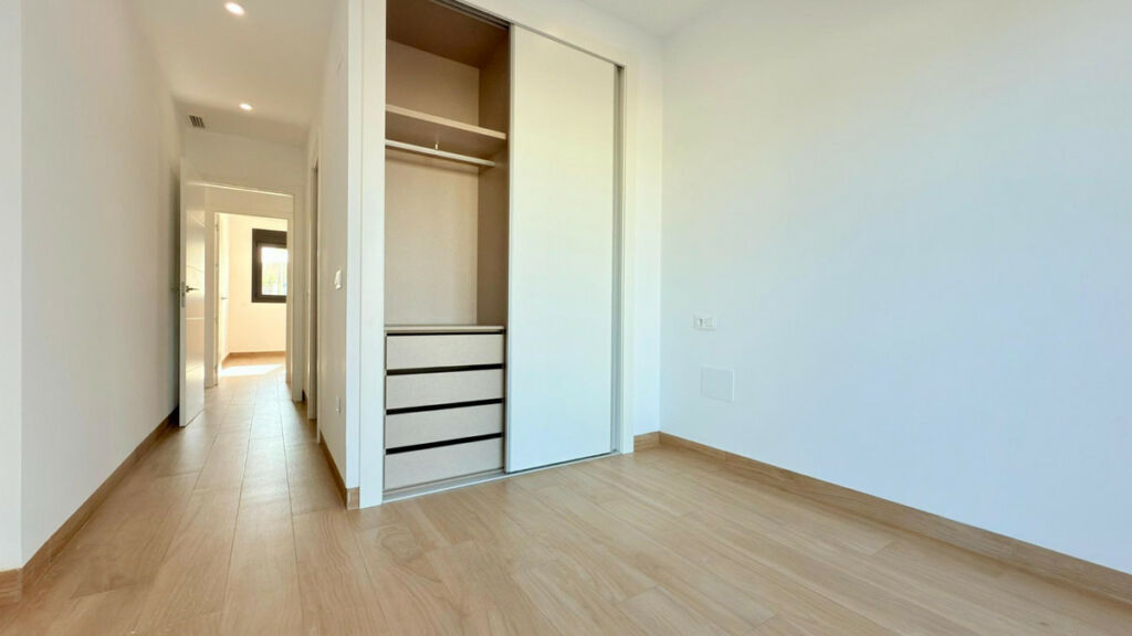 Middle Floor Apartment Finestrat Alicante - image 16
