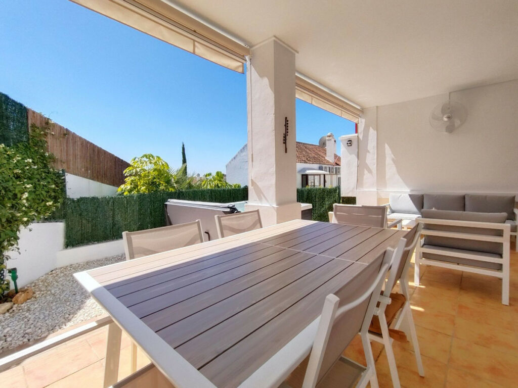Semi-Detached House Casares Málaga - image 15