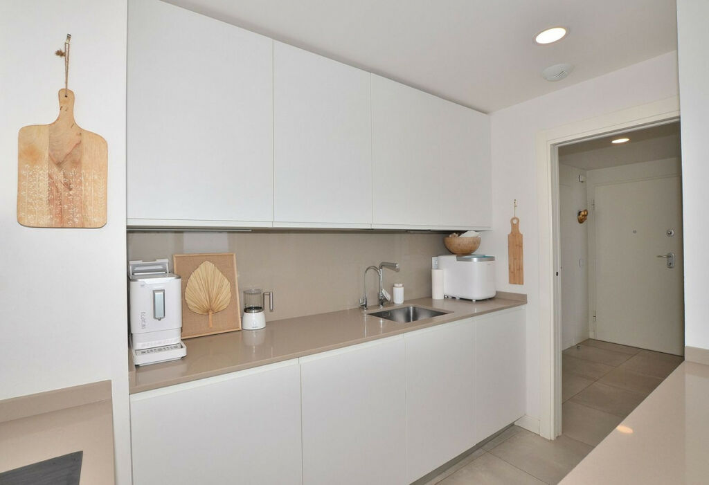 Middle Floor Apartment Fuengirola Málaga - image 16