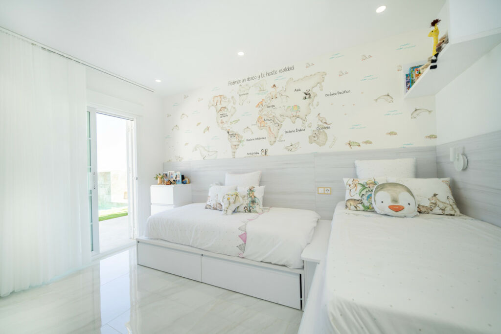 Semi-Detached House Ojén Málaga - image 16