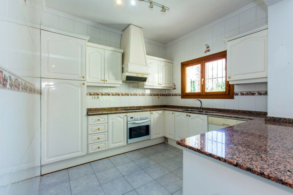 Detached Villa Calpe Alicante - image 16