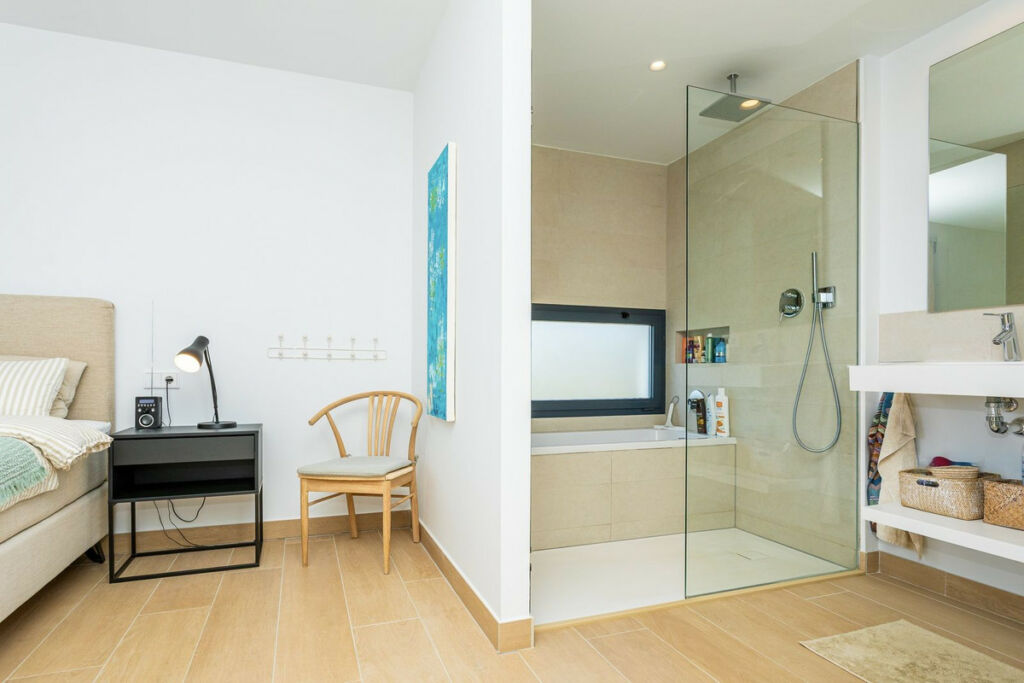Middle Floor Apartment Fuengirola Málaga - image 16