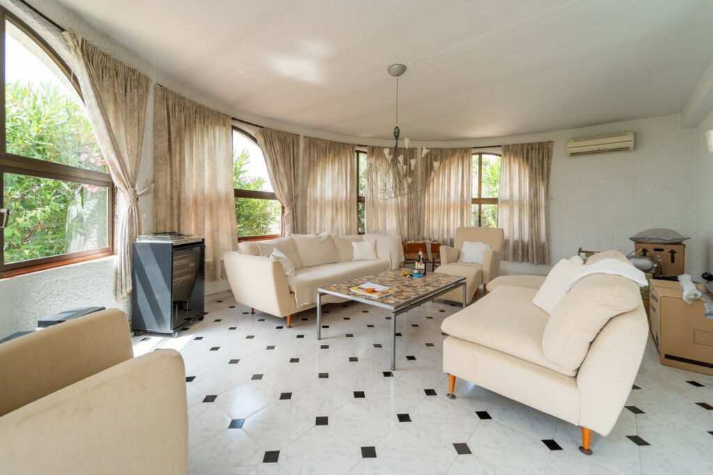 Detached Villa Torremuelle Málaga - image 16