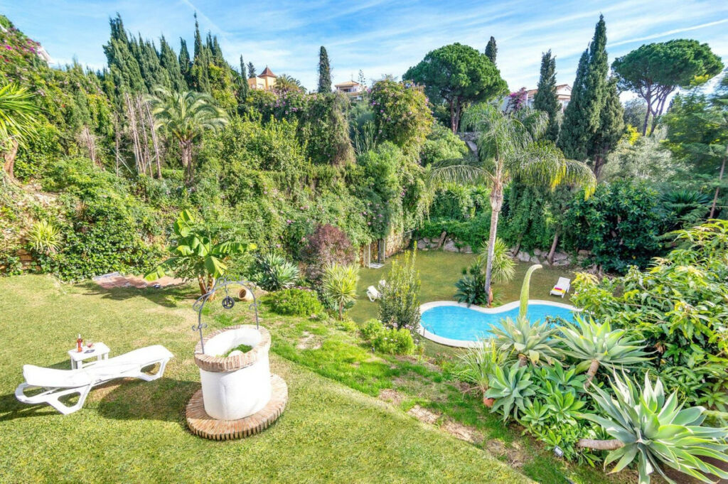 Detached Villa El Rosario Málaga - image 16