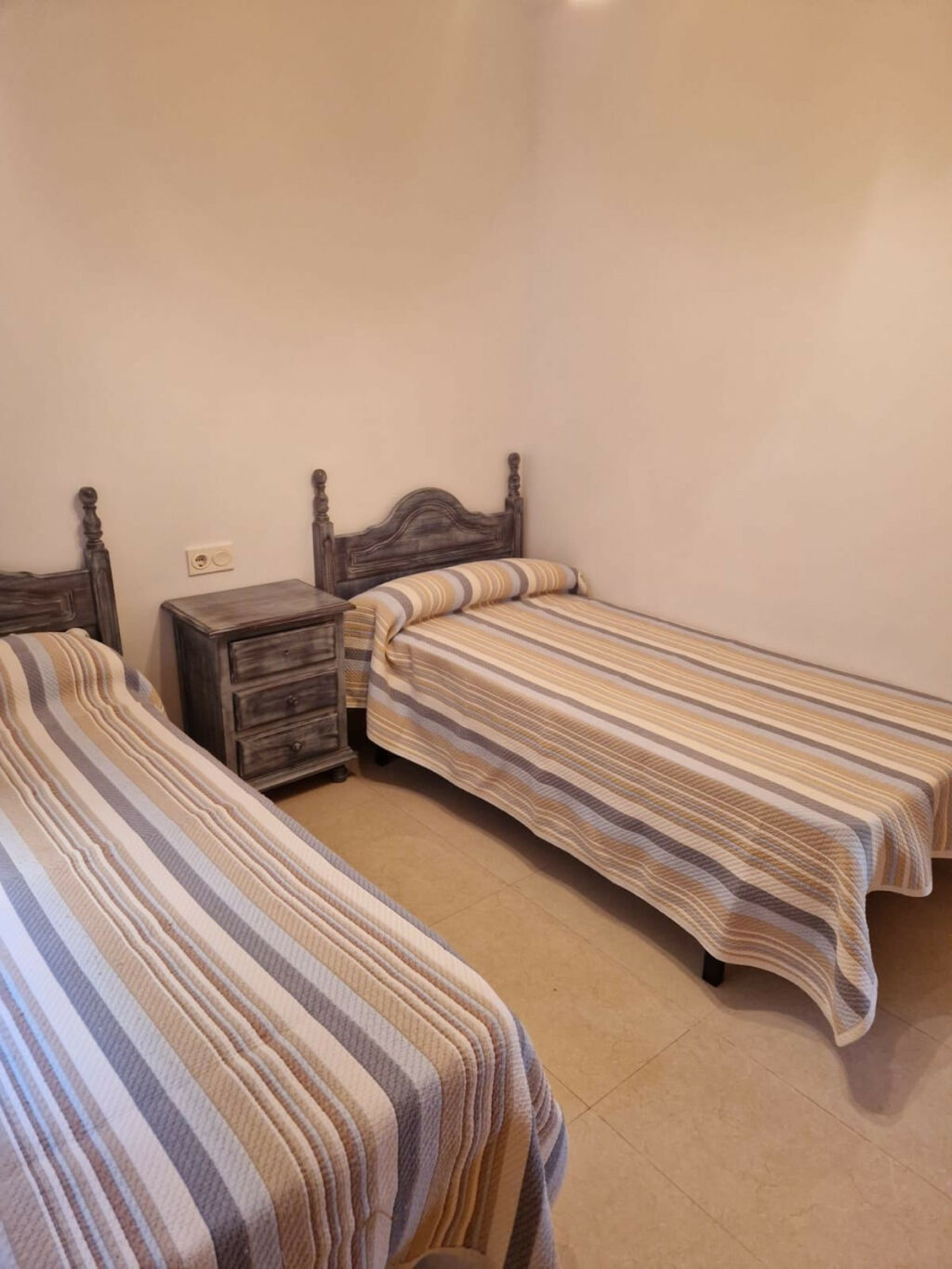 Middle Floor Apartment Nerja Málaga - image 16