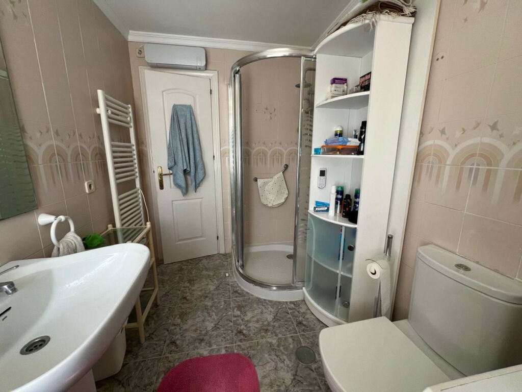 Middle Floor Apartment El Paraiso Málaga - image 16