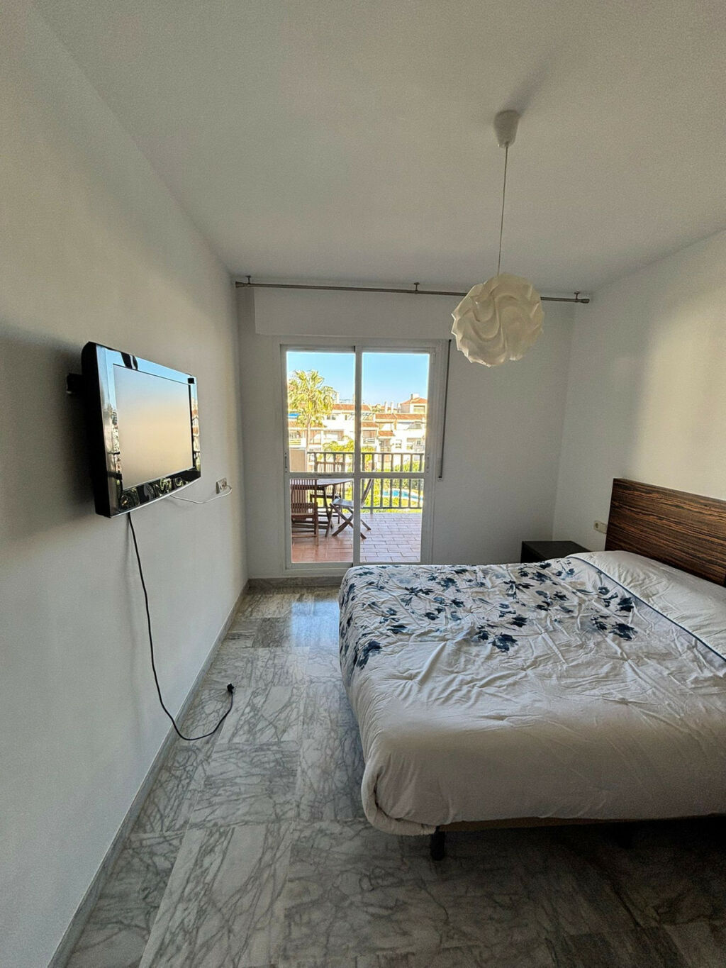 Middle Floor Apartment Nueva Andalucía Málaga - image 15