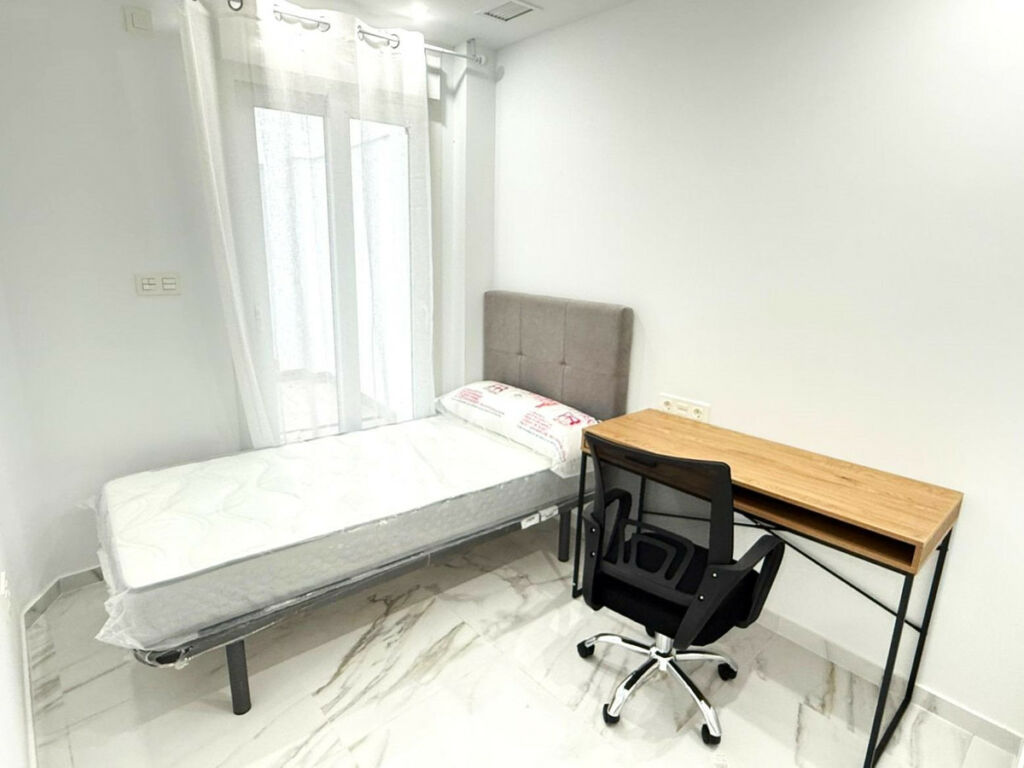 Middle Floor Apartment Parque de las Naciones Alicante - image 16
