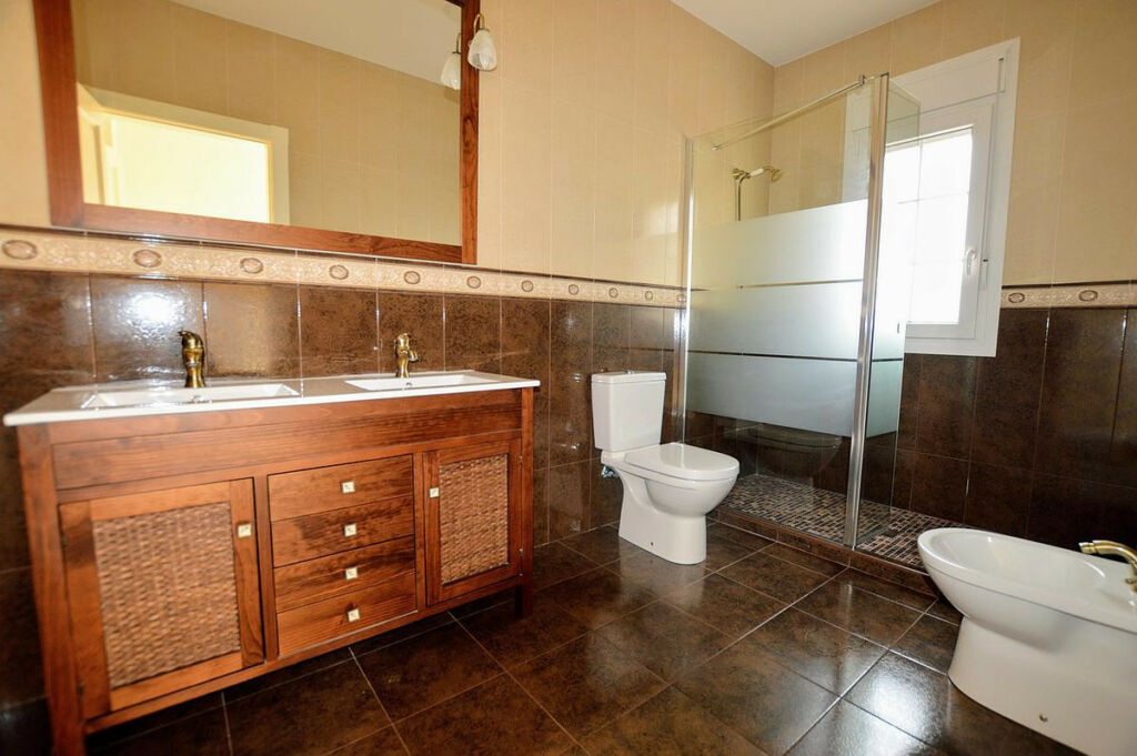 Detached Villa Cabo Roig Alicante - image 17