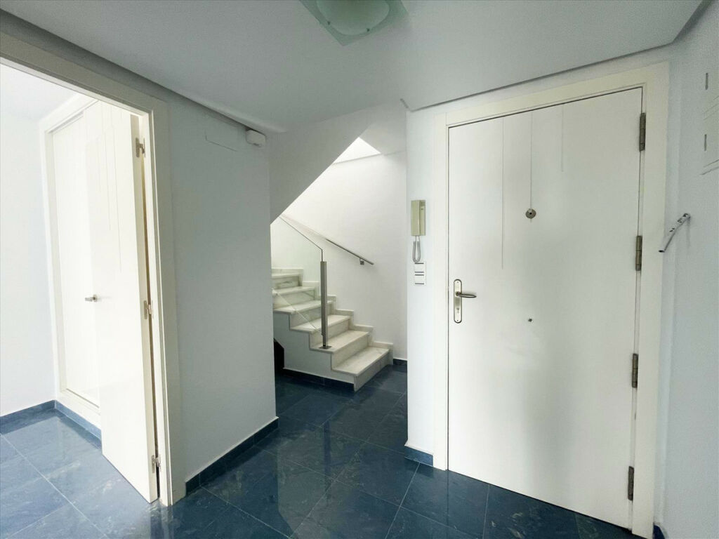 Penthouse Duplex Calpe Alicante - image 17
