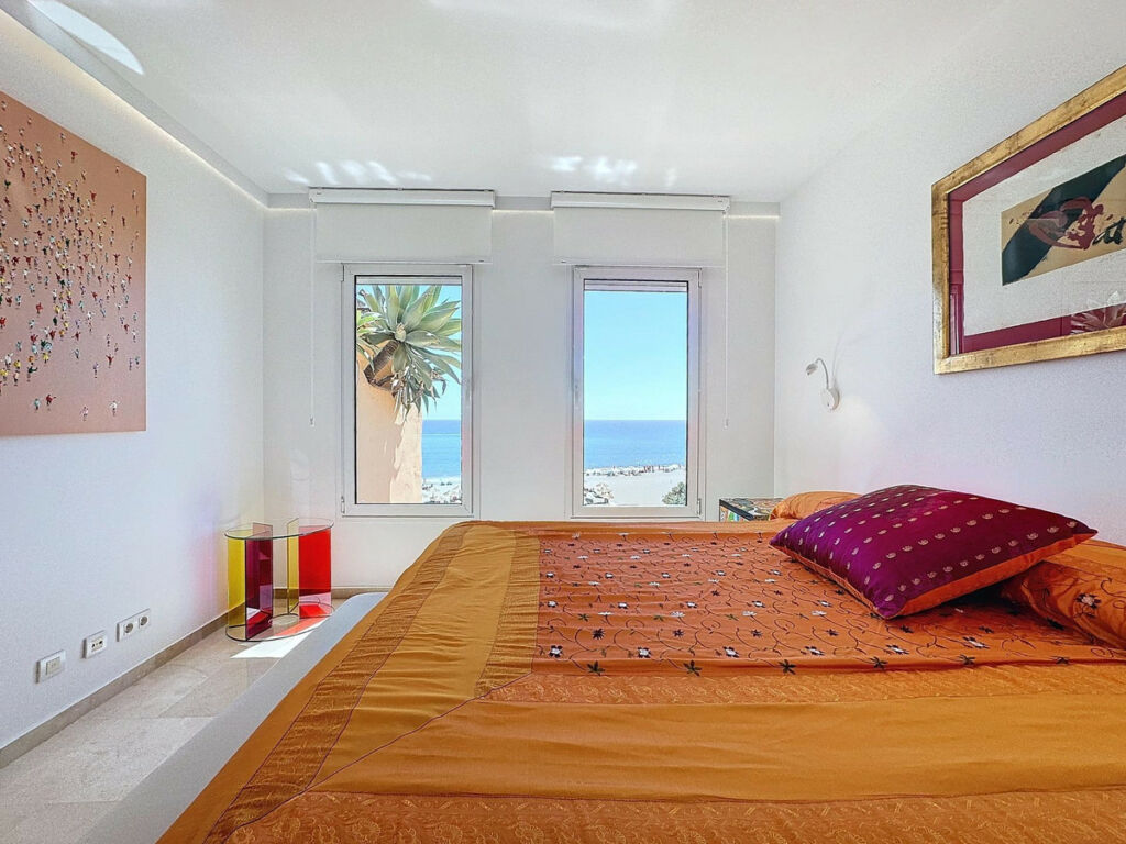 Penthouse Manilva Málaga - image 17