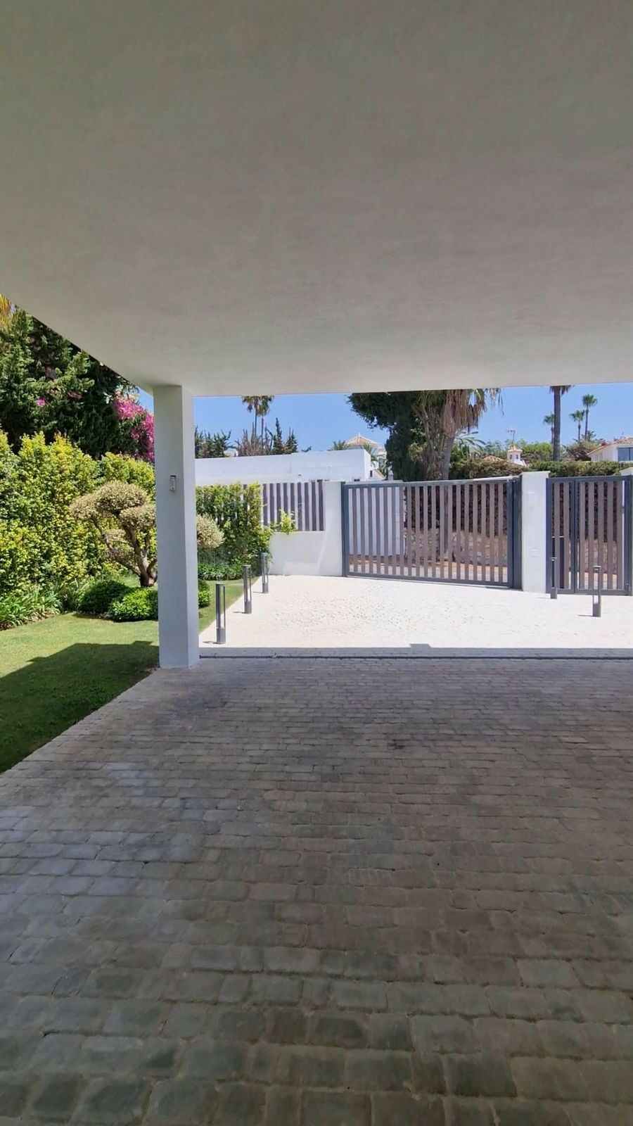 Detached Villa Marbella Málaga - image 25