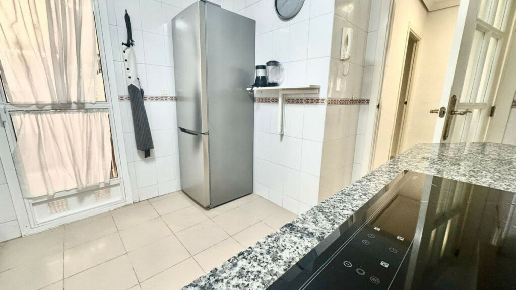 Middle Floor Apartment Torremolinos Málaga - image 17