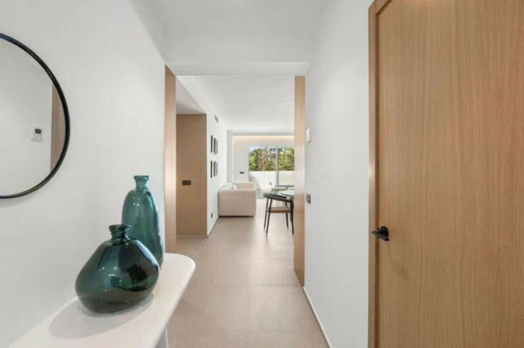 Penthouse Duplex Aloha Málaga - image 17