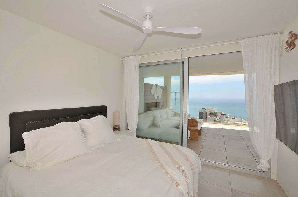 Middle Floor Apartment Fuengirola Málaga - image 17