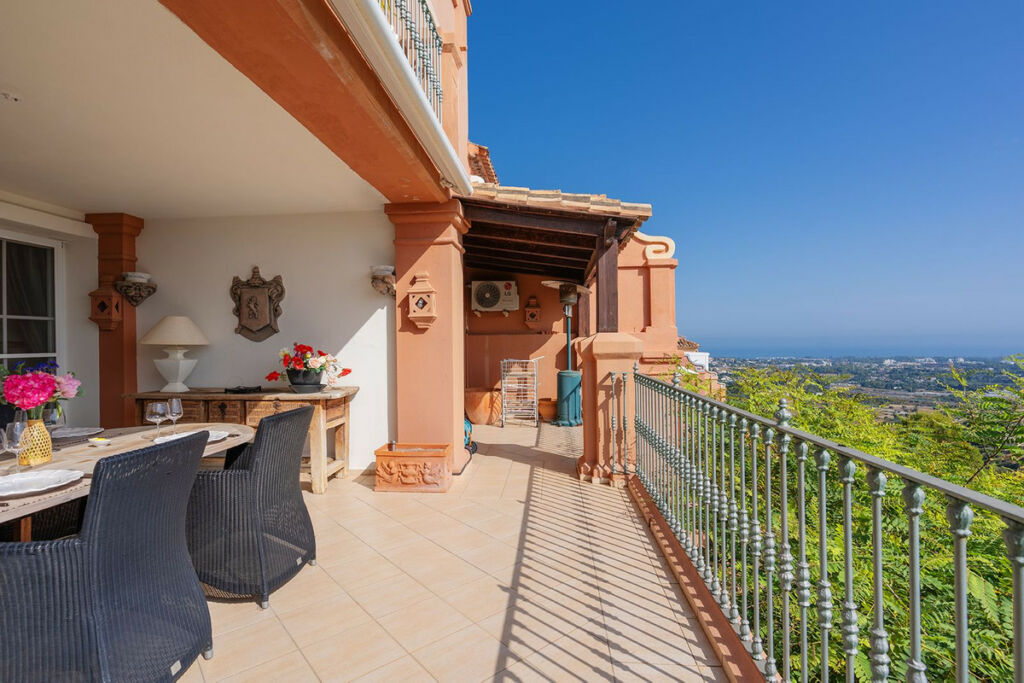 Ground Floor Apartment La Quinta Málaga - image 17