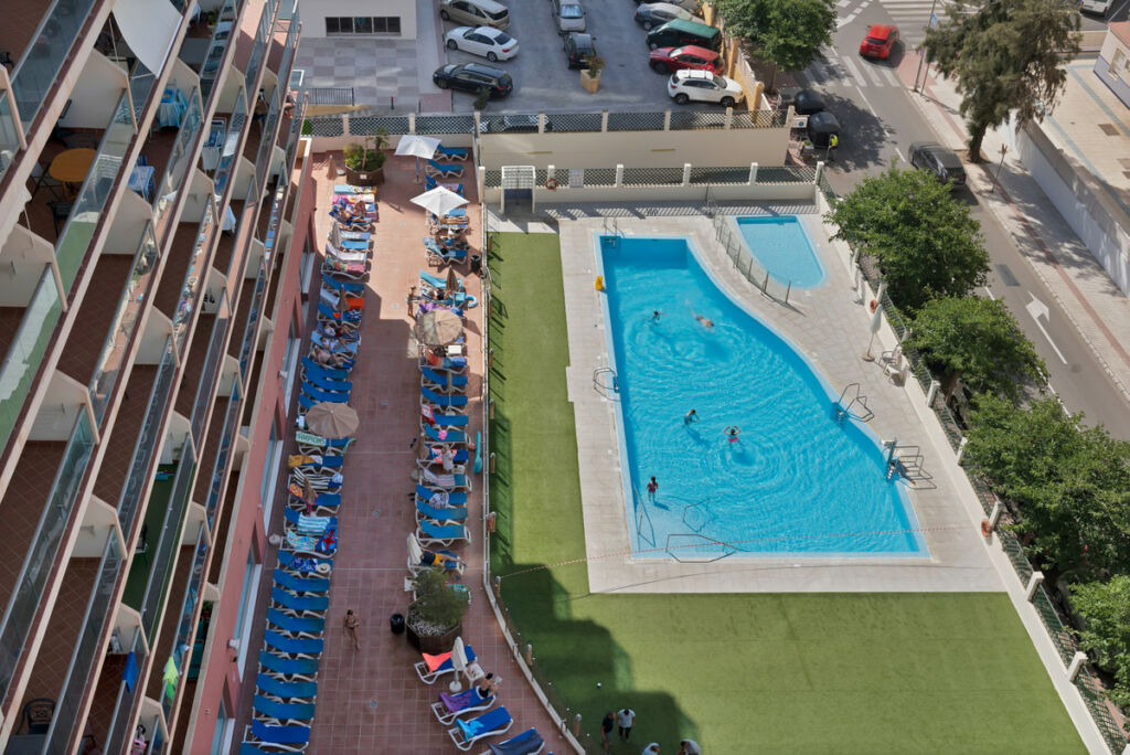 Middle Floor Apartment Benalmadena Málaga - image 17