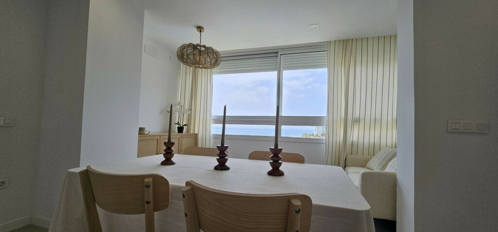 Middle Floor Apartment Calahonda Málaga - image 4