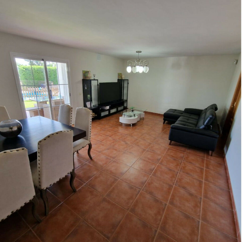 Detached Villa Cerros del Aguila Málaga - image 16