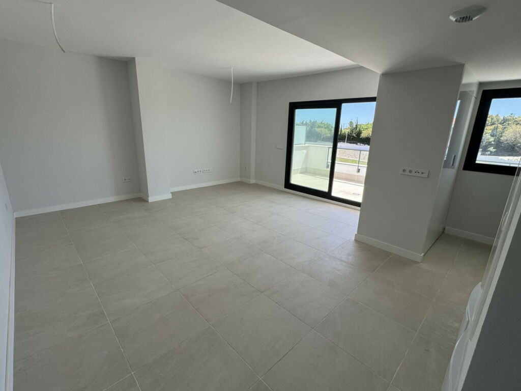 Penthouse Selwo Málaga - image 12